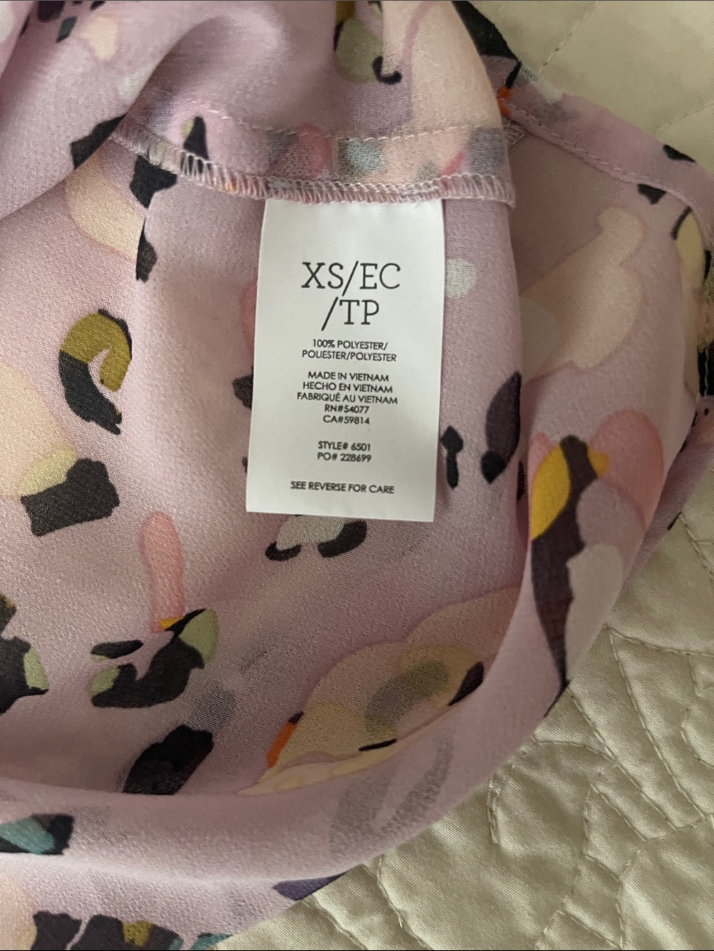 Blouse by Cabi in size extra small - Picture 5 of 6